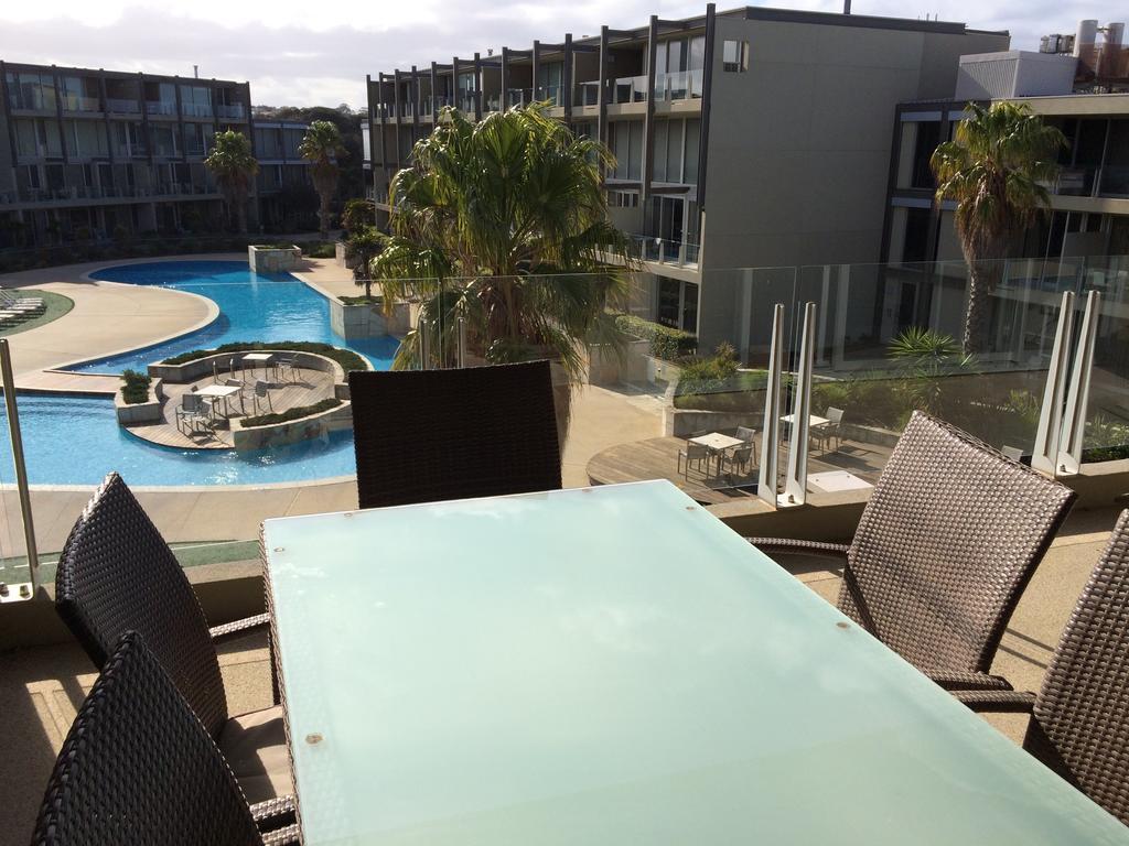 OnShore Torquay Quarto foto